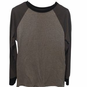 Cat and Jack Basic Long Sleeve Black and Gray Baseball T Size LX in Boys